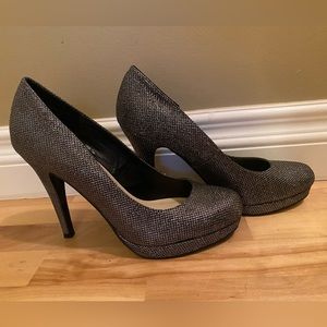 Le Chateau High Heels Shoes Sparkly Silver Women 9